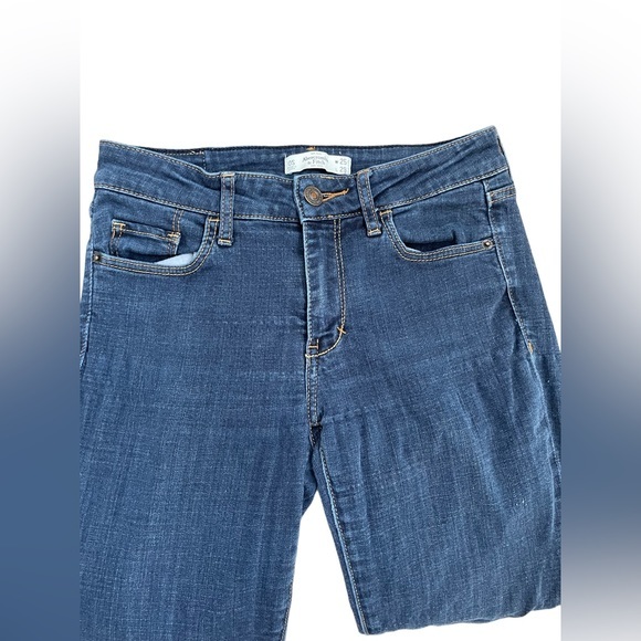 Abercrombie & Fitch Jeans Women’s Size 0 Short - Picture 3 of 4